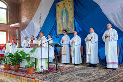 instalarea-noului-paroh-pavel-parohia-romano-catolica-berzunti-1113.jpg