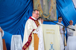 instalarea-noului-paroh-pavel-parohia-romano-catolica-berzunti-1135.jpg