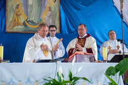 instalarea-noului-paroh-pavel-parohia-romano-catolica-berzunti-1149.jpg