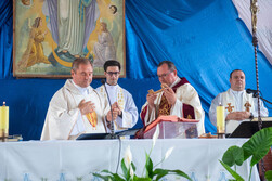 instalarea-noului-paroh-pavel-parohia-romano-catolica-berzunti-1151.jpg