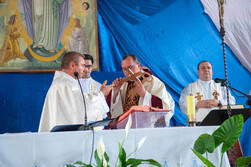 instalarea-noului-paroh-pavel-parohia-romano-catolica-berzunti-1153.jpg