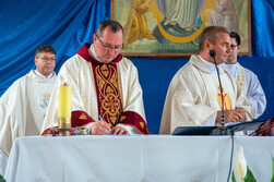 instalarea-noului-paroh-pavel-parohia-romano-catolica-berzunti-1163.jpg