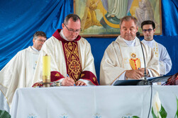 instalarea-noului-paroh-pavel-parohia-romano-catolica-berzunti-1164.jpg
