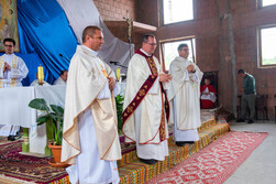 instalarea-noului-paroh-pavel-parohia-romano-catolica-berzunti-1173.jpg