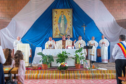 instalarea-noului-paroh-pavel-parohia-romano-catolica-berzunti-1188.jpg