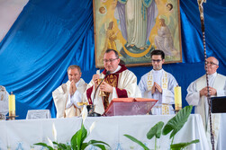instalarea-noului-paroh-pavel-parohia-romano-catolica-berzunti-1199.jpg