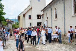 instalarea-noului-paroh-pavel-parohia-romano-catolica-berzunti-1220.jpg
