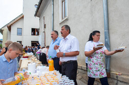 instalarea-noului-paroh-pavel-parohia-romano-catolica-berzunti-1224.jpg