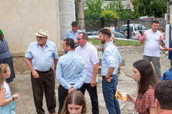 instalarea-noului-paroh-pavel-parohia-romano-catolica-berzunti-1235.jpg